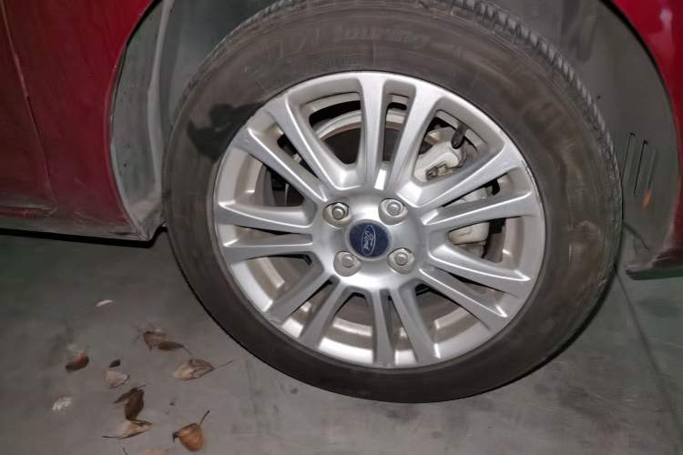 Used Ford Fiesta 2013 Hatchback 1.5L Automatic Fashion Edition
