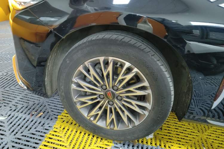 Used Hongqi H5 2023 2.0T Automatic Smart Connect Flagship Edition
