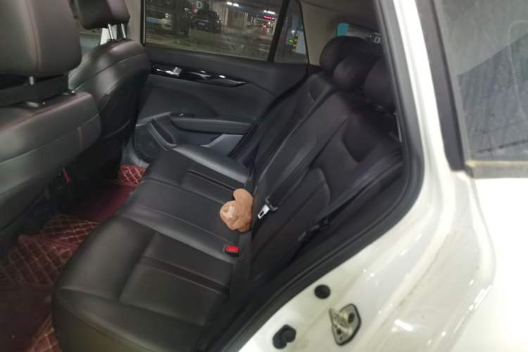 Used Dongfeng Aeolus Yixuan GS 2021 230T Automatic Star-Chasing Edition
