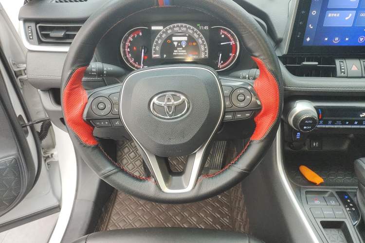 Used Toyota RAV4 2022 2.0L CVT Two-Wheel Drive Fashion Edition
