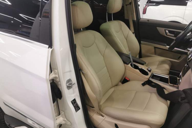 Used Mercedes-Benz GLK-Class 2015 GLK 260 4MATIC Fashion Edition Ultimate Version