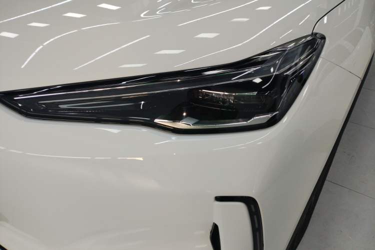 Used  E5 2024 440km Exploration Version
