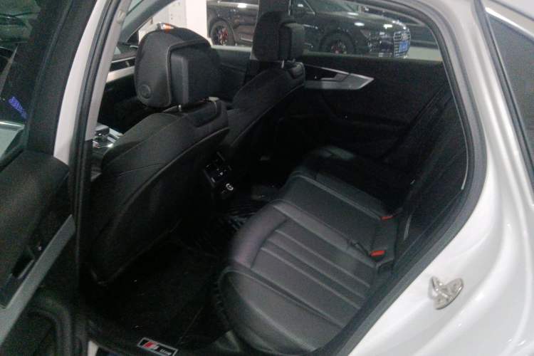 Used Audi A4L 2023 40 TFSI Fashion Dynamic Model