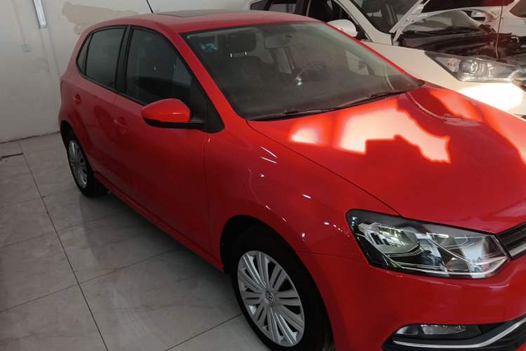 Used Volkswagen Polo 2016 1.6L Automatic Comfort Model
