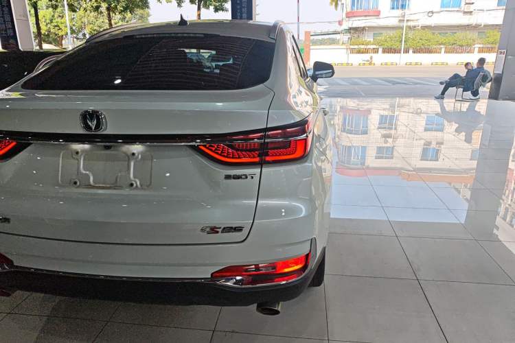 Used Changan CS85 COUPE 2019 1.5T DCT Dynamic Version China VI Standard