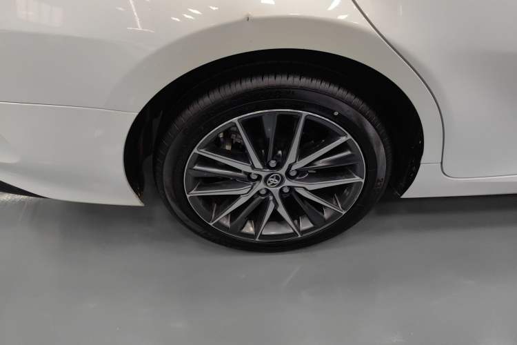 Used Toyota Camry 2021 2.5G Luxury Edition
