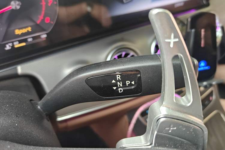 Used Mercedes-Benz E-Class 2017 Facelift E 200 Sport 4MATIC
