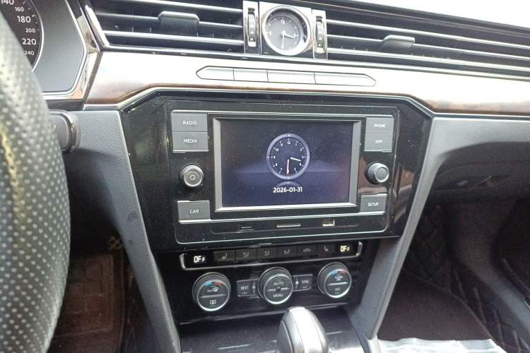 Used Volkswagen Magotan 2018 Facelift 330TSI DSG Luxury Model
