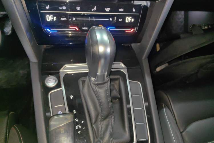 Used Volkswagen Magotan 2020 330TSI DSG Leading Model
