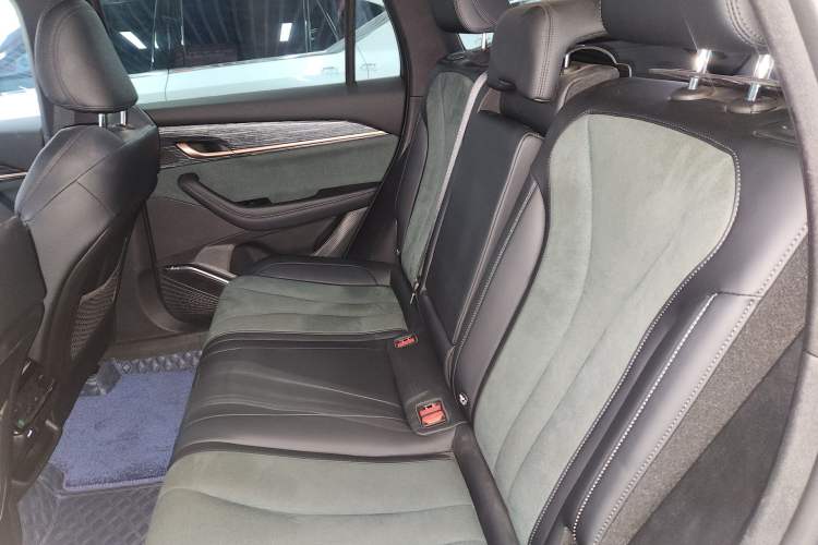 Used Geely Auto Monjaro L 2023 2.0TD High-Power Automatic Two-Wheel Drive Flagship Version