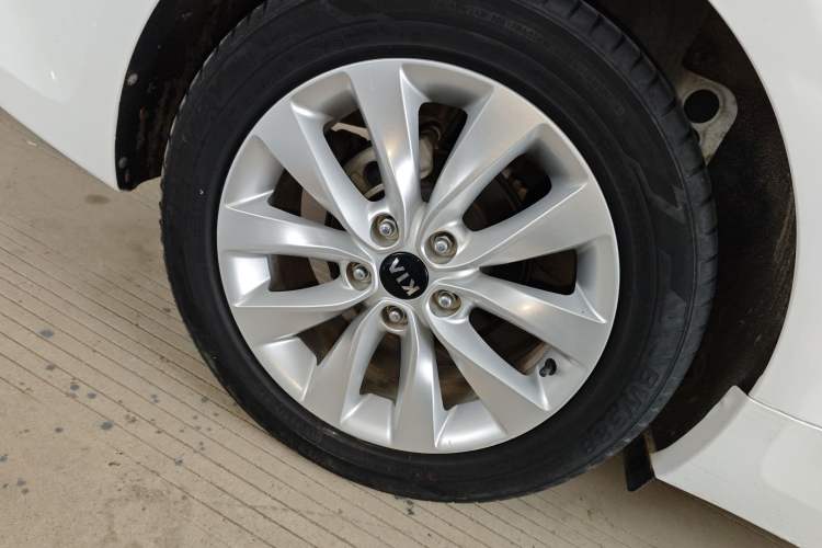 Used Kia K5 2016 2.0L Automatic GLS