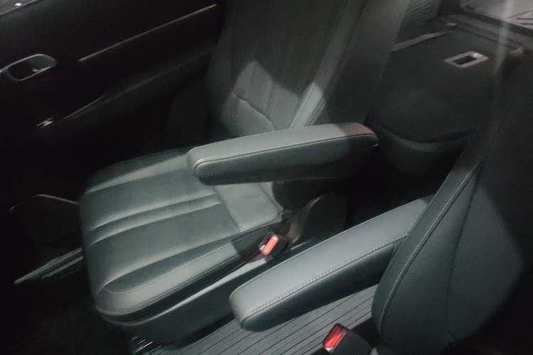 Used Li Auto ONE 2020 Extended-Range 6-Seater Version
