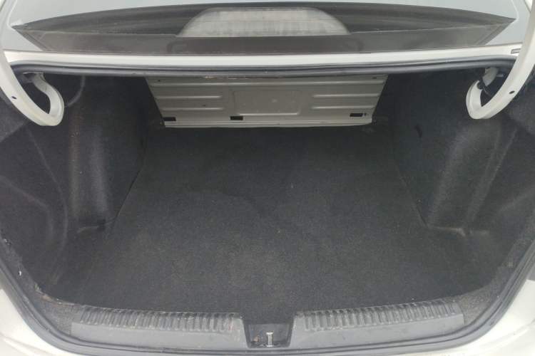 Used Volkswagen Jetta 2017 1.5L Manual Fashion Edition
