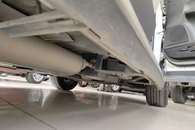 Used Toyota RAV4 2019 2.0L CVT Two-Wheel Drive Luxury Version China VI Standard
