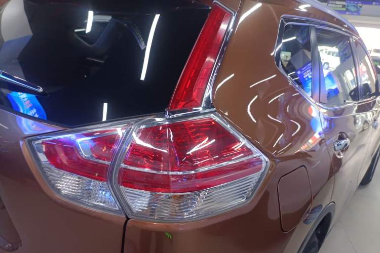 Used Nissan X-Trail 2014 2.0L CVT Comfort Edition 2WD
