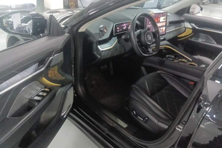 Used Zeekr 001 2023 WE Edition 100 kWh
