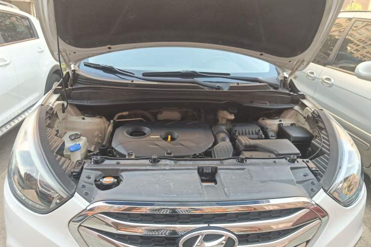 Used Hyundai ix35 2015 2.0L Automatic 2WD Smart Version China V Standard
