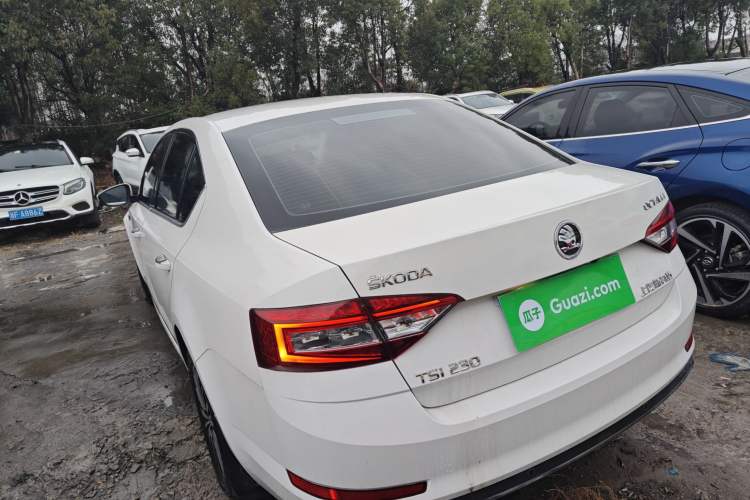 Used Skoda Octavia 2018 TSI230 DSG Luxury Edition

