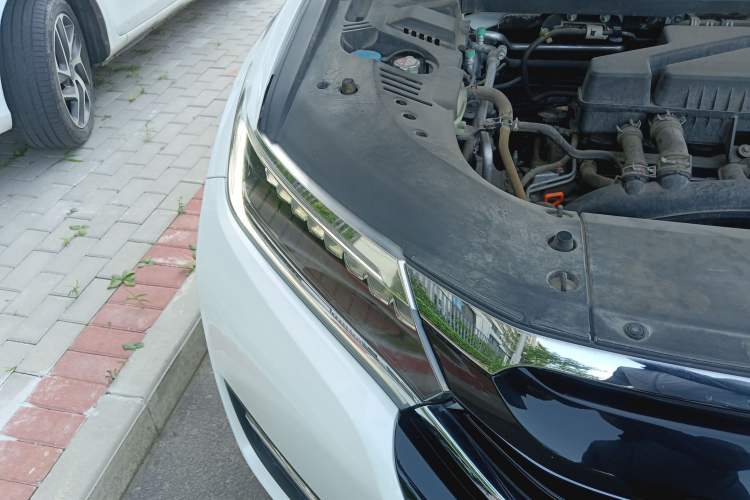 Used Honda UR-V 2017 240TURBO Two-Wheel Drive Luxury Edition China V
