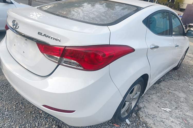 Used Hyundai Elantra 2013 1.6L Automatic Luxury Model
