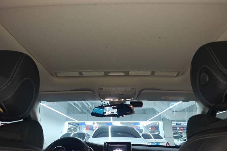 Used Mercedes-Benz C-Class 2017 Restyled C 180 L Fashion Edition Sport Version
