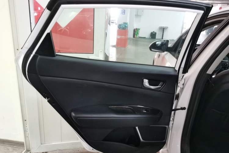 Used Kia K5 2016 2.0L Automatic GLS
