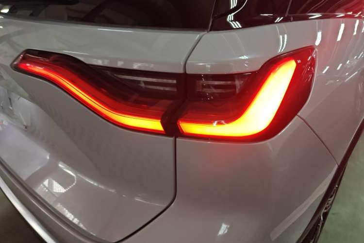 Used Nio ES8 2020 415 km Signature Edition 6-Seater Version
