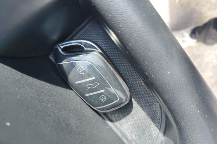 Used Roewe RX5 2020 PLUS 300TGI Automatic Ali National Trend Flagship Edition