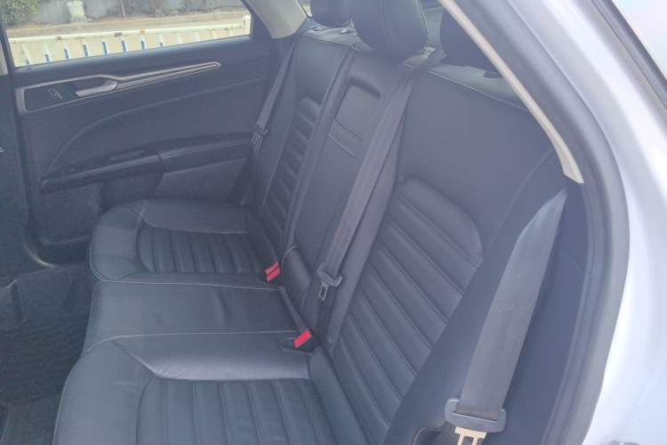 Used Ford Mondeo 2017 EcoBoost 180 Stylish Model
