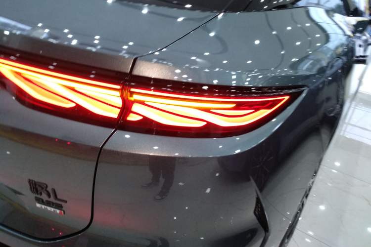 Used BYD Han L 2025 DM-p Four-Wheel-Drive LiDAR Flagship Model
