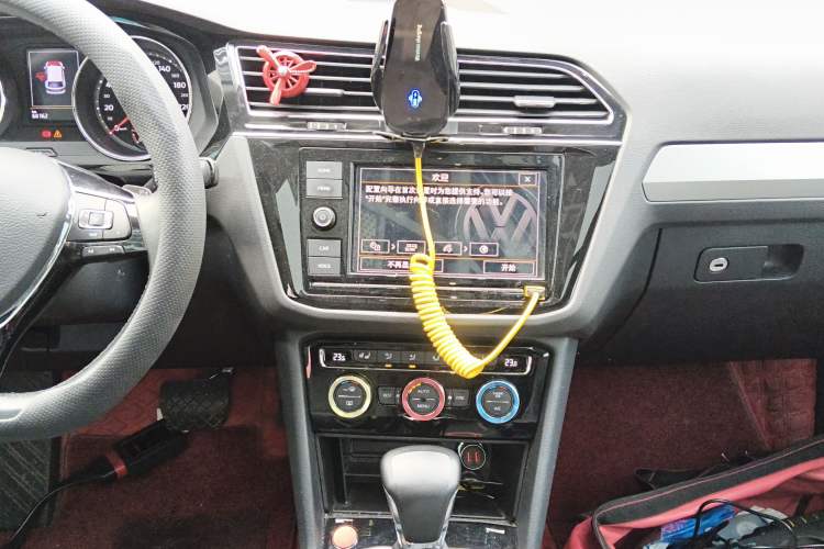 Used Volkswagen Tiguan L 2019 330TSI Automatic Two-Wheel Drive Smart Luxury Version China V Emission Standard