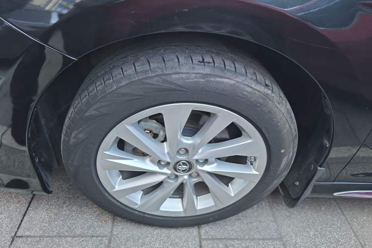 Used Toyota Camry 2023 2.0G Luxury Edition
