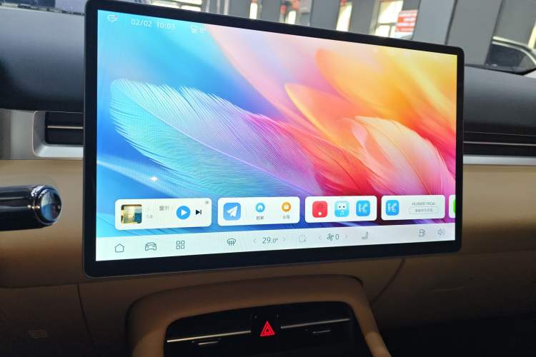 Used  E5 PLUS 2025 165 km Long-Range Version PLUS 7-Seater
