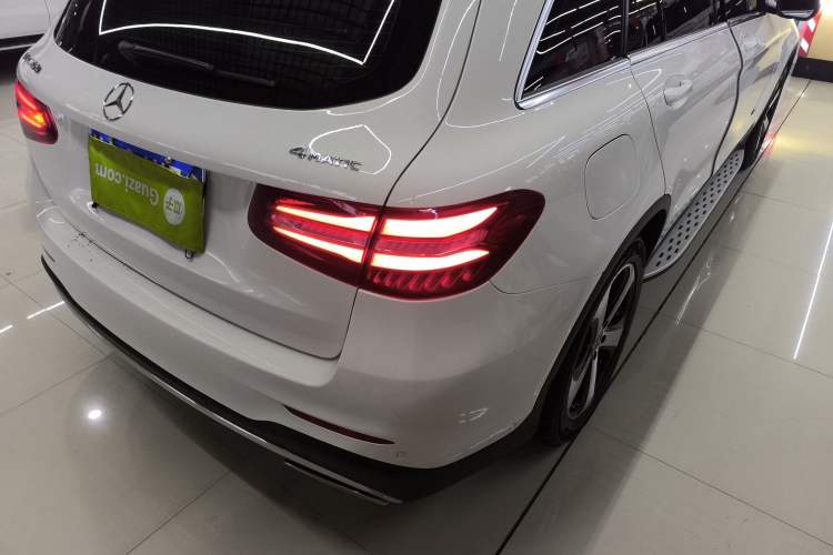 Used Mercedes-Benz GLC 2018 GLC 260 4MATIC Luxury Model