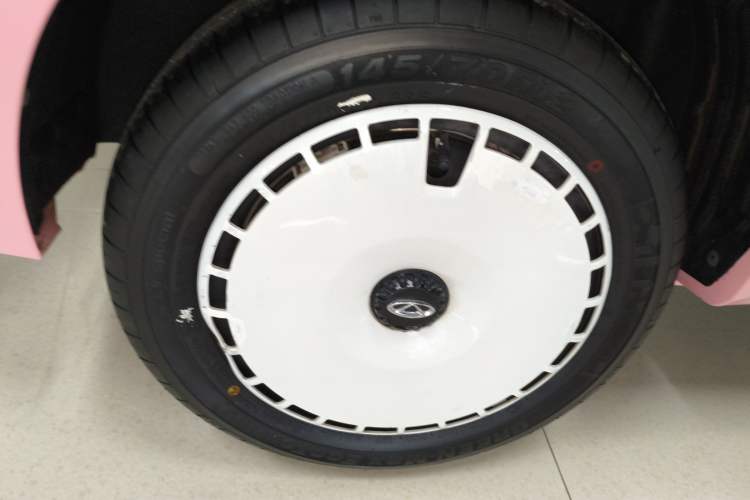 Used Chery QQ Ice Cream 2022 Taohuanxi Sweet Peach Edition
