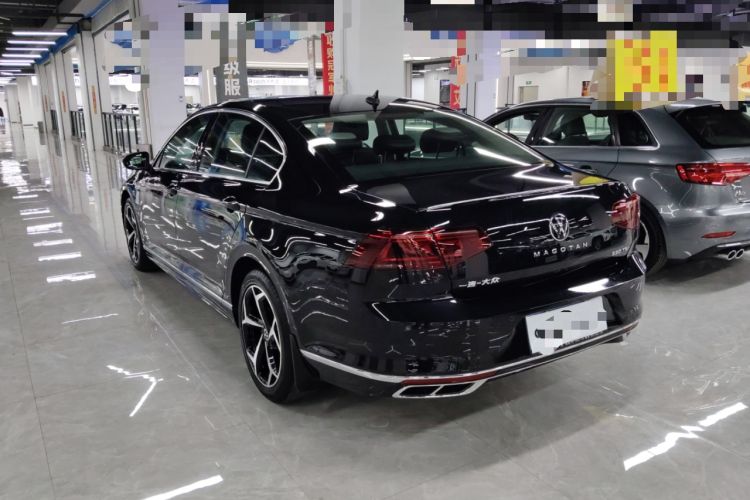 Used Volkswagen Magotan 2023 2 Million Units Limited Edition 330TSI DSG Leading Version
