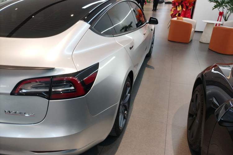 Used Tesla Model 3 2022 Performance High-Performance All-Wheel-Drive Version