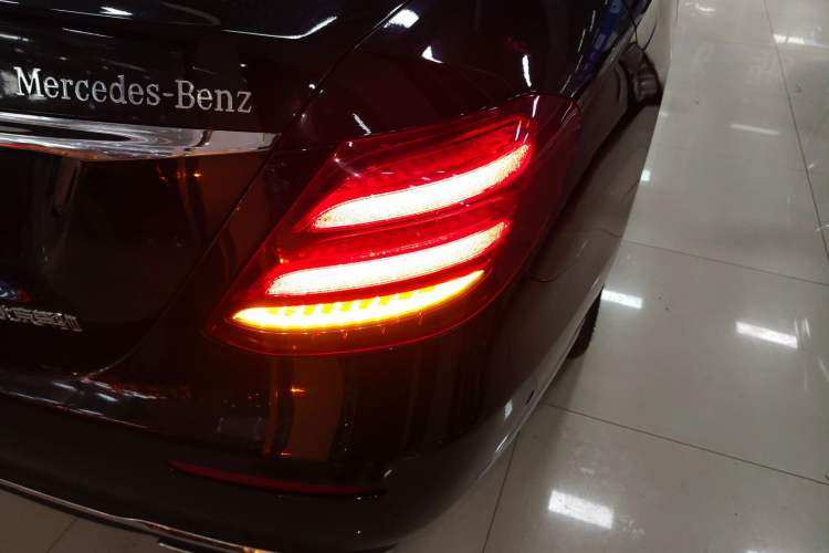 Used Mercedes-Benz E-Class 2016 E 300 L Stylish Model