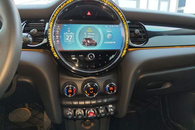 Used  MINI 2023 1.5T COOPER Artist