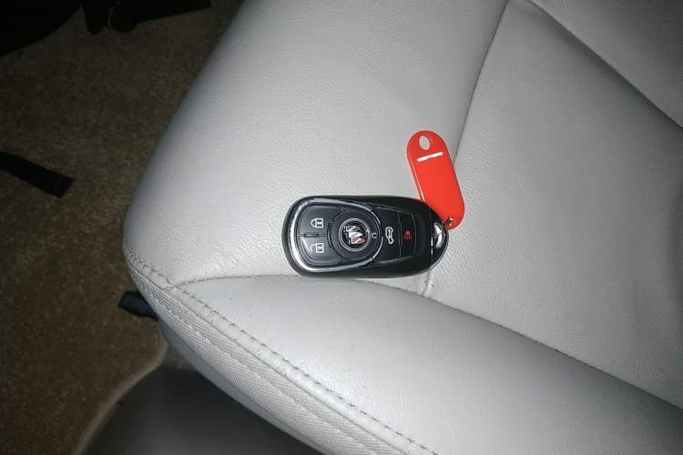 Used Buick GL8 2021 Land Cruiser Executive Class 652T Luxury Model