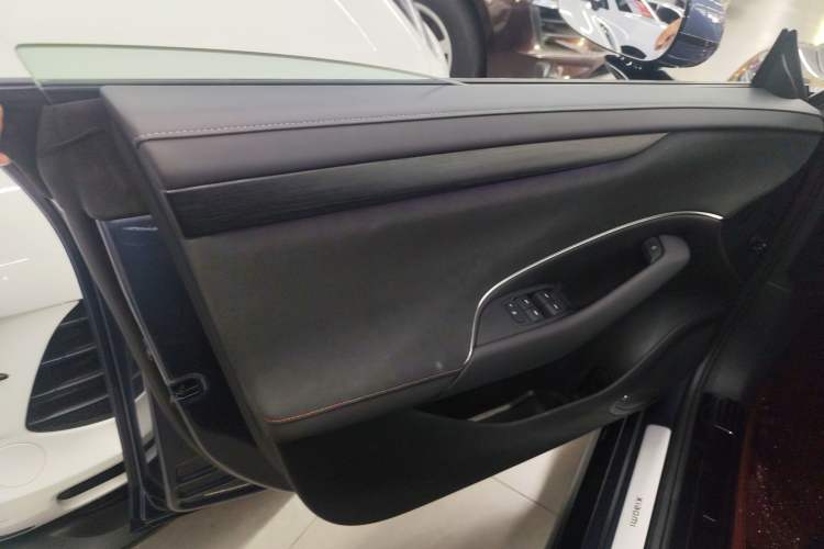 Used  SU7 2024 Rear-Drive Ultra-Long Range Advanced Pro-Level Intelligent Driving Version
