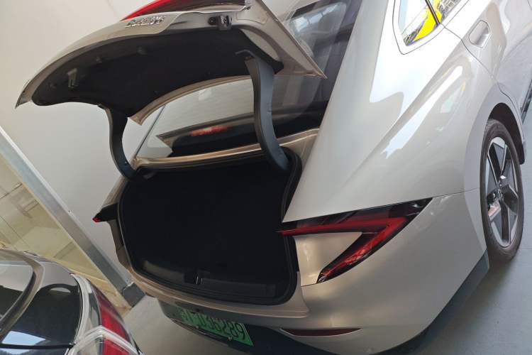 Used Wuling Xingguang 2024 Co-Creation Edition 510 Advanced Model