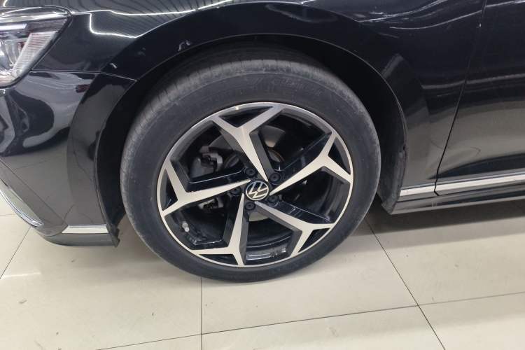 Used Volkswagen Magotan 2023 2 Million Units Commemorative Edition 330TSI DSG Luxury Version
