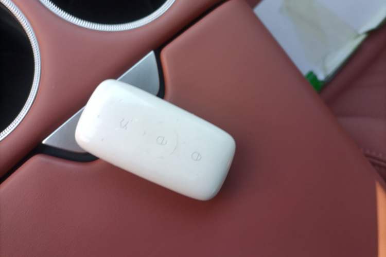 Used  L6 2025 EM-i 140km Starship Edition
