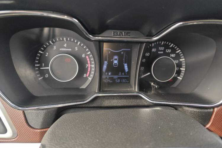 Used HYOSOW H3 2015 1.5L Manual Comfort Model
