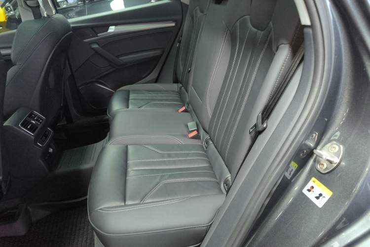 Used Audi Q5L 2022 40T Luxury Dynamic Model
