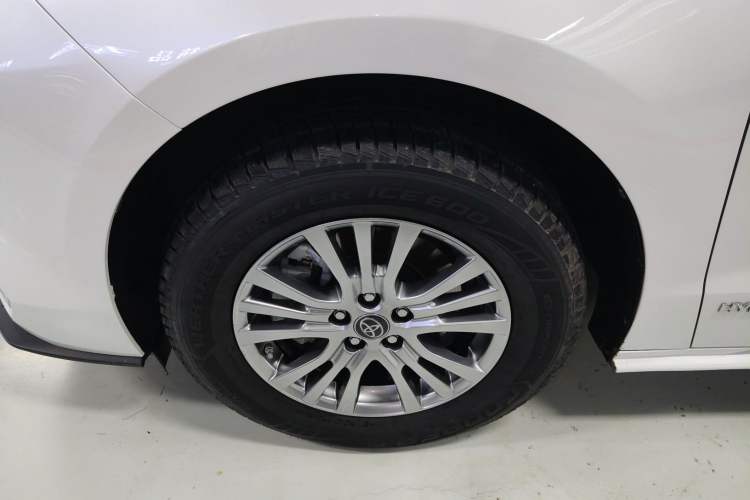 Used Toyota Sienna 2021 2.5L Hybrid Comfort Edition