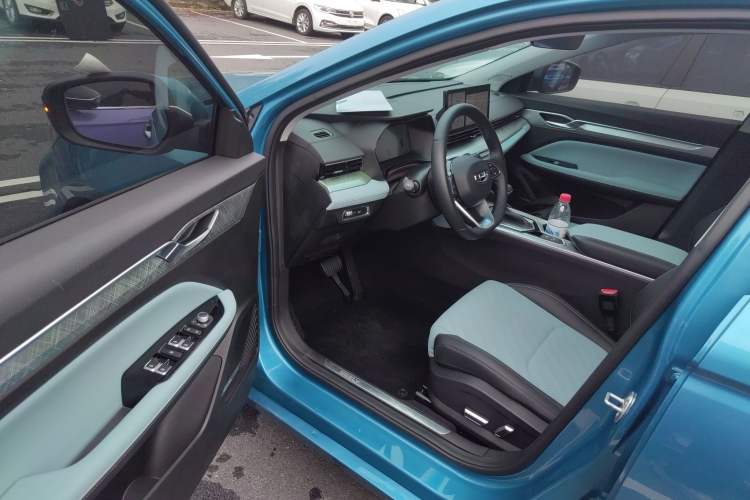 Used Geely Auto Emgrand L 2022 1.4T CVT Ultimate Model
