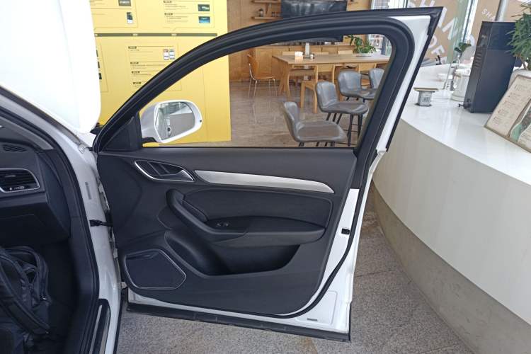 Used Audi Q3 2018 30th Anniversary Edition 30 TFSI Style Model
