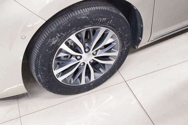 Used Buick GL8 2023 ES Lu Zun Deluxe Model